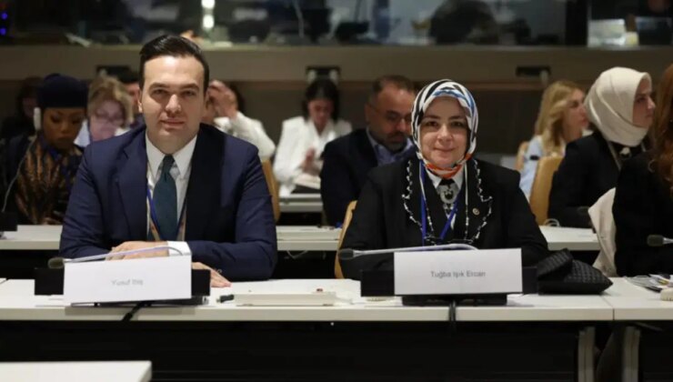 CHP’li Zeynel Emre, New York’a giden Türk heyetindeki AKP’li yöneticileri Meclis’e taşıdı!