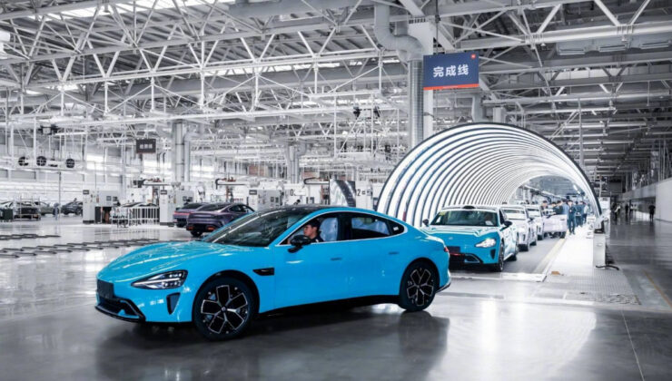 Çin’de dev geri çağırma: Yüz binlerce araç tehlikeli koduyla geri çağrılıyor!