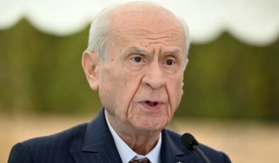Devlet Bahçeli’den siyaset gündemini sarsacak röportaj! İmamoğlu’ndan, Ahmet Özer’e her şeyi açık açık konuştu… Çok konuşulacak ‘sosyal medya’ çıkışı!