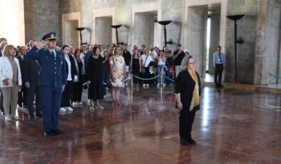 Dil Devrimi 93 yaşında: ‘Türk Dil Kurumu’nu kapatan hukuksuzluk 42 yıldır sürüyor’