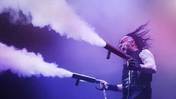 Diyarbakır Valisi, Hayko Cepkin’i aradı; yeni konser tarihi belli oldu