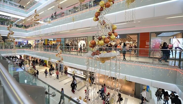 Dolandırıcılık yaptı, AVM’de kıyafet alırken yakalandı!