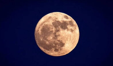 Dolunayın psikolojiye etkisi: Dolunay ruh halimizi etkiliyor mu?