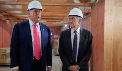 Donald Trump’tan imalı paylaşım: Fed Başkanı’nı kovduğu karikatürü yayınladı