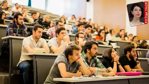 Ekonomik kriz üniversite yıllarını da kararttı. Üniversiteli artık tam zamanlı işçi, yarı zamanlı öğrenci: Kampüste kriz var