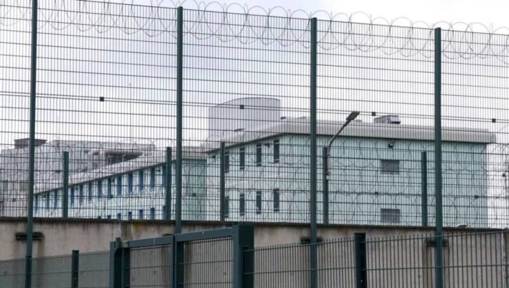 Ekvador’da hapishanede çeteler arasında çıkan çatışmada 14 kişi öldü