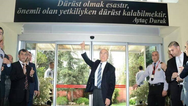 Eski Adana Büyükşehir Belediye Başkanı Aytaç Uçak, uçakta kalp krizi geçirdi!