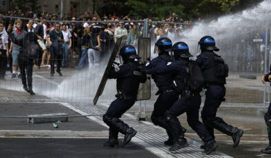 Fransa’daki protestolarda gözaltı sayısı 473’e çıktı