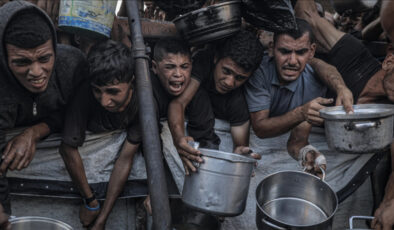 Gazze’deki hükümet: İsrail, Zikim Sınır Kapısı’nı kapalı tutarak açlık politikasını sürdürüyor