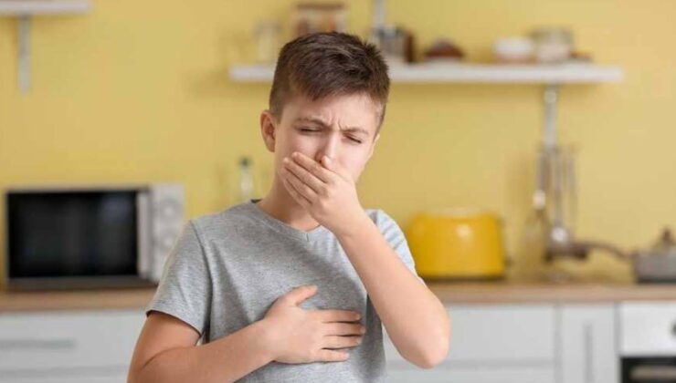 ‘Gençlerde öksürüğe bağlı kaburga kırıklarının görülme sıklığı arttı’