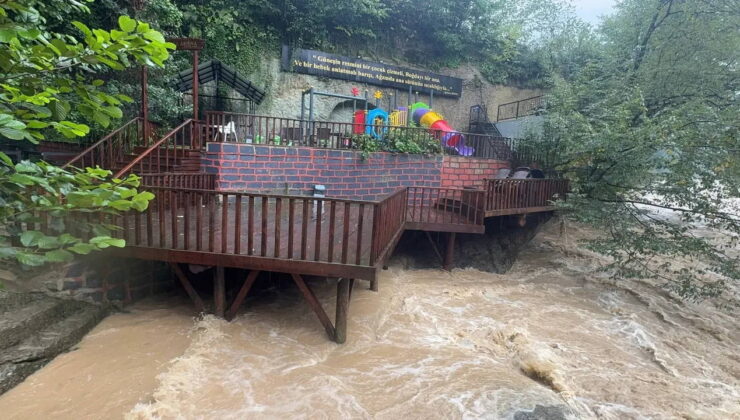 Giresun’da sağanak nedeniyle mahsur kalan 19 kişi kurtarıldı