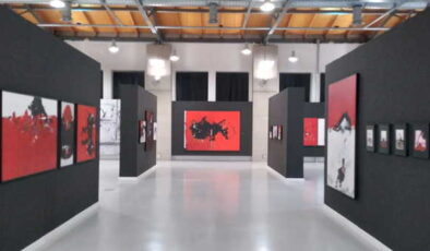 Habip Aydoğdu: Yaşanmamış Tarihe Notlar-CerModern’de Belleğin Kırmızı Yankısı