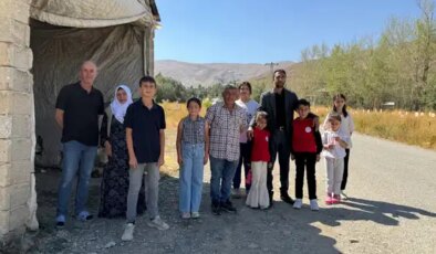 Hakkari’de servis ihalesindeki anlaşmazlık nedeniyle taşımalı eğitim kapsamındaki 88 köyde öğrenciler okullarına gidemiyor