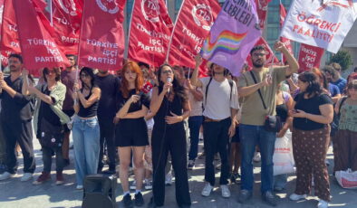 ‘Hilal Özdemir’ cinayetini protesto eden Boğaziçi Üniversitesi öğrencilerine ev baskını: TİP’liler ve gençlerden adliye önünde açıklama