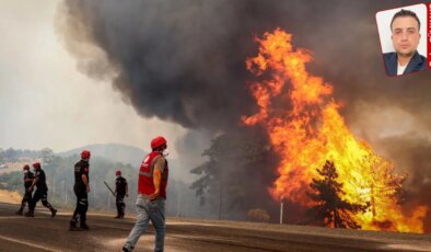 İktidarın yangınla mücadele yöntemi: ‘Ögretmeni okula değil ormana gönder’