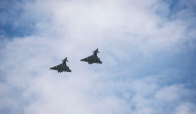 İngiliz savaş uçakları, Polonya üzerinde devriye uçuşu gerçekleştirdi