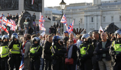 İngiltere’de göçmen karşıtı protestolarda 25 kişi gözaltına alındı