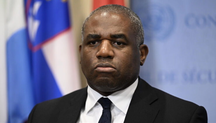 İngiltere’nin eski Dışişleri Bakan: İsrail soykırım niyetiyle hareket etmiyor