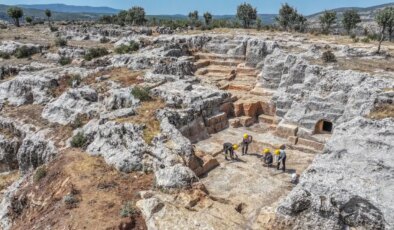 İnkaya’daki kazılarda 160 çocuk iskeleti ortaya çıkarıldı
