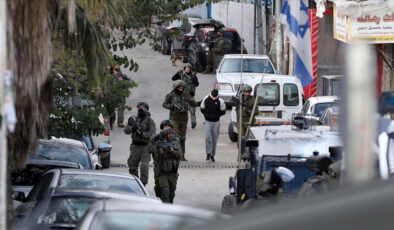 İsrail Batı Şeria’da 19 bin Filistinliyi gözaltına aldı