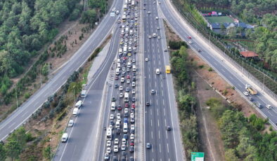 İstanbul’da haftanın ilk iş gününde trafik yoğunluğu!