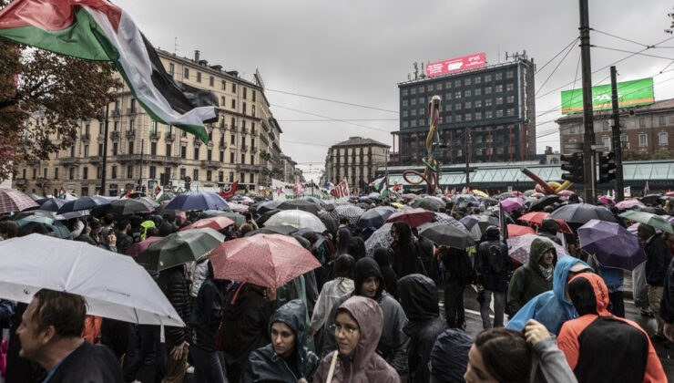 İtalya’dan Gazze’ye destek: İsrail’in saldırılarına karşı protesto düzenlendi