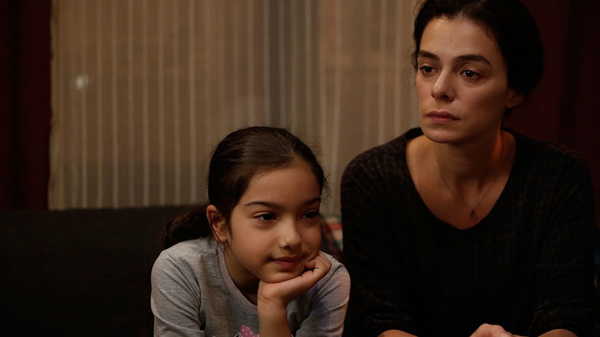 Kadın dizisindeki çocuk oyuncu Kübra Süzgün kimdir? Kübra Süzgün kaç yaşında, nereli?