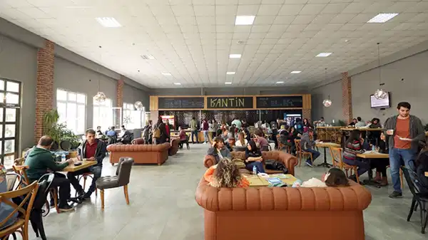 Kantinlerde fiyatlar patladı, öğrenciler öğün atlıyor: Üniversitelinin açlıkla sınavı