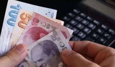 Karşılıksız burs veren kurumlar hangileri? KYK, VGM, TEV, İBB üniversite burs başvuru tarihleri ne zaman?