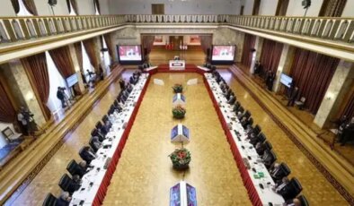 Kavga çıkmış, komisyonu terk etmişlerdi: DEM Parti’den açıklama geldi!