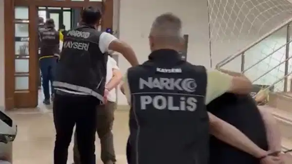 Kayseri’de uyuşturucu operasyonu: Çok sayıda şüpheli tutuklandı!