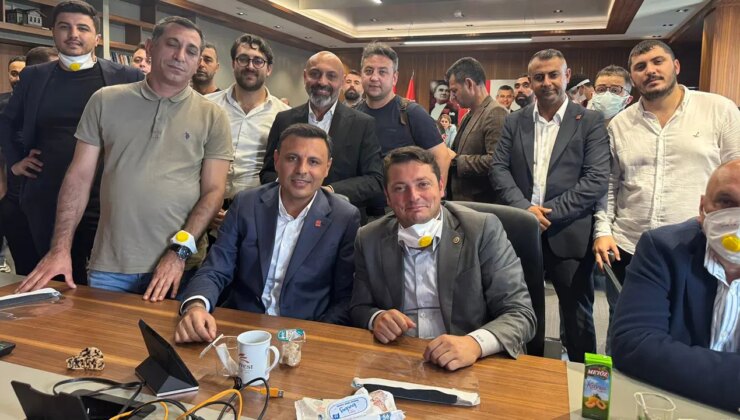 Kayyum Gürsel Tekin binaya girmişti… Özgür Çelik’in makam odasında son durum!