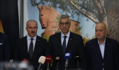 Kemal Memişoğlu’ndan önemli değerlendirmeler: Kendi ilacını üretebilen bir ülke haline geleceğiz