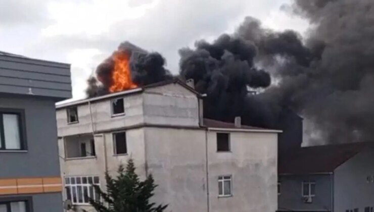 Kentsel dönüşüm için boşaltılmıştı… Çatısı alev alev yandı!