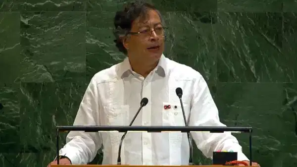 Kolombiya Cumhurbaşkanı Petro’nun ABD vizesi iptal edilecek!