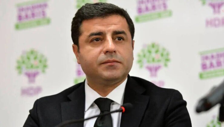 Konuşmaları suç unsuru sayılmıştı: Selahattin Demirtaş’ın yargılanmasına başlandı!