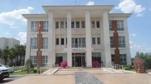 Köyceğiz Belediyesi’ne operasyon: Başkan Yardımcısı gözaltında!