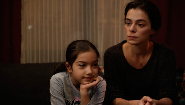 Kübra Süzgün kimdir, kaç yaşında? Hangi dizilerde oynadı?