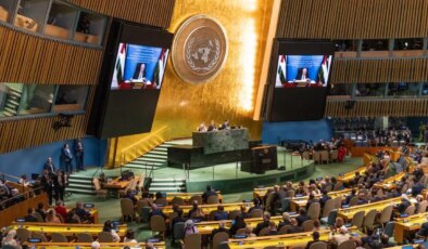 Mahmud Abbas’tan Hamas’a çağrı: ‘Silahlarını Filistin yönetimine teslim etmeli’