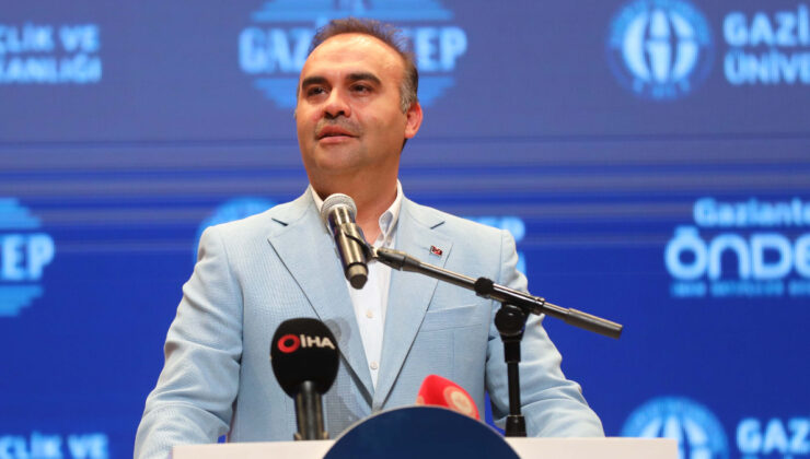 Mehmet Fatih Kacır: Ay’a uzay aracı göndereceğiz