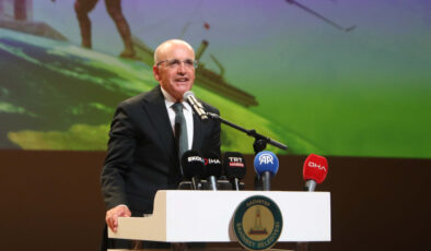 Mehmet Şimşek: Karşımıza çıkacak tehditlere karşı en etkili silah eğitimdir