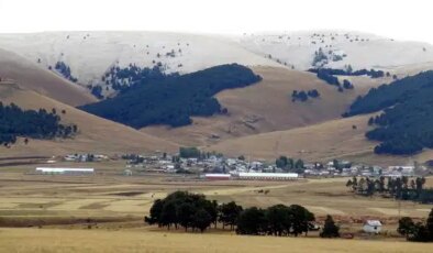 Mevsimin ilk karı kayak merkezine düştü