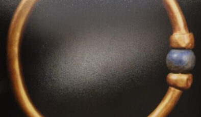 Mısır’da 3 bin yıllık altın bilezik kayboldu