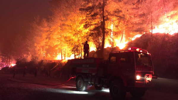 Muğla’da sekiz ayrı noktada yangın!