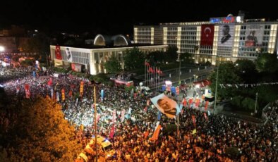 Muhabirimiz Engin Deniz İpek de aralarında… Saraçhane’deki 100. gün mitinginde gözaltına alınan 35 genç ilk kez hakim karşısında!