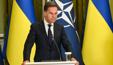 NATO Genel Sekreteri Rutte: Rus ordusunda büyük bir yığma yapılıyor
