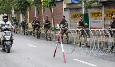 Nepal’de Karki’nin geçici başbakan atanmasının ardından önlemler gevşetiliyor