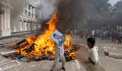 Nepal’de şiddetli protestolar sürüyor: Ordu sokağa indi