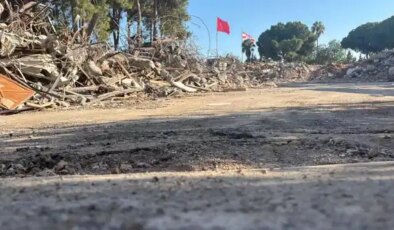 Ödüllü bina tüm tepkilere ve protestolara rağmen yıkılıyor: Antalya Arkeoloji Müzesi yerle bir