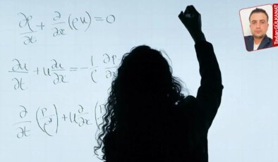 Öğretmen maddi nedenler yüzünden emekli olmuyor: ‘Tarihin en düşük öğretmen emeklilik oranına sahibiz’